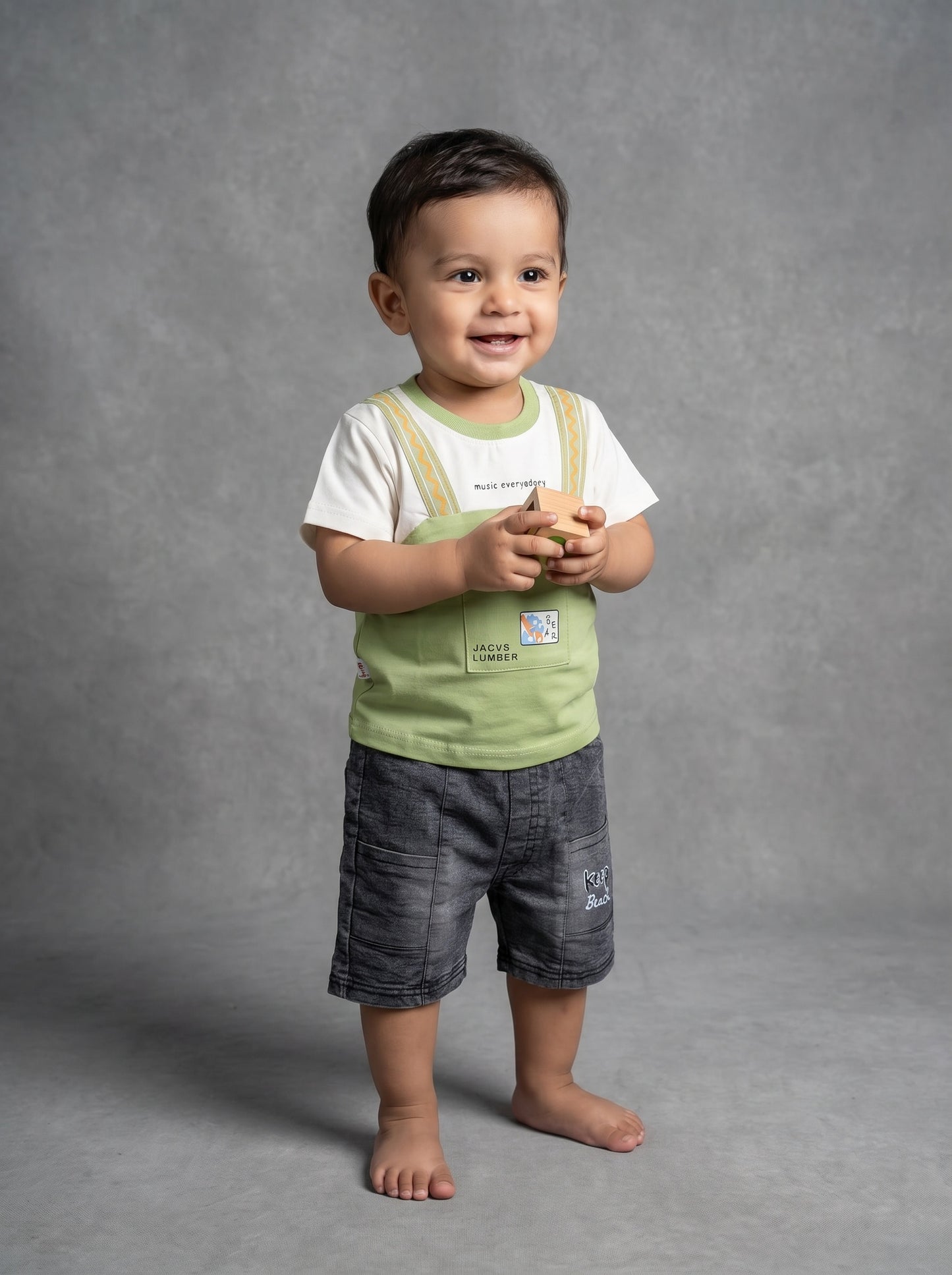 2-Piece Activewear Set: Graphic Tee & Sport Mesh Shorts